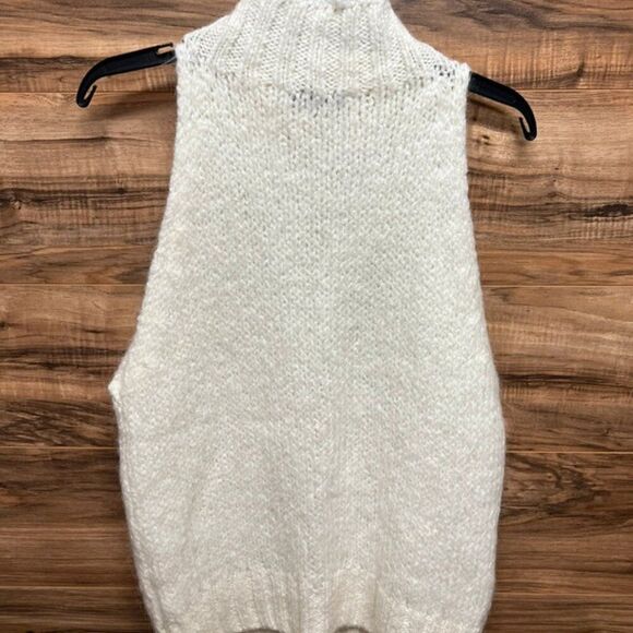 Zara medium turtleneck top - Picture 1 of 4